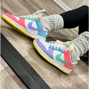 *USED* Nike Dunk Lows (6W)